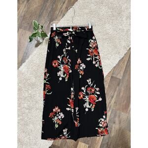 Altar'd State Size Medium Black Floral High Waisted Cropped Wide Leg Pants